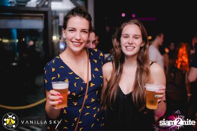 GLAMBuZzZ at Vanilla Sky Rooftop Bar — photo 73