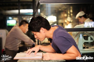 Friday Night at Wine Republic Thonglor — photo 12