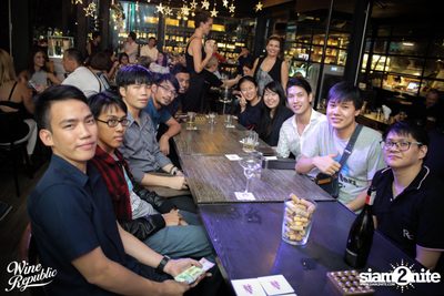 Friday Night at Wine Republic Thonglor — photo 14