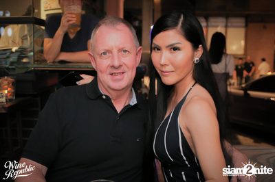 Friday Night at Wine Republic Thonglor — photo 17