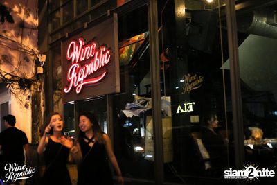 Friday Night at Wine Republic Thonglor — photo 24