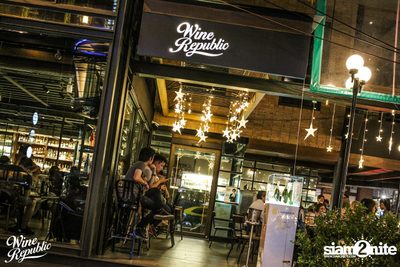 Friday Night at Wine Republic Thonglor — photo 41