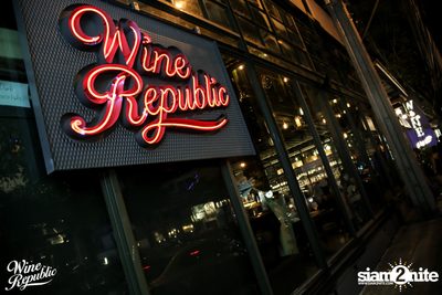Friday Night at Wine Republic Thonglor — photo 42