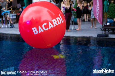H20 Open Air Pool Party at Plaza Athenee Bangkok — photo 19