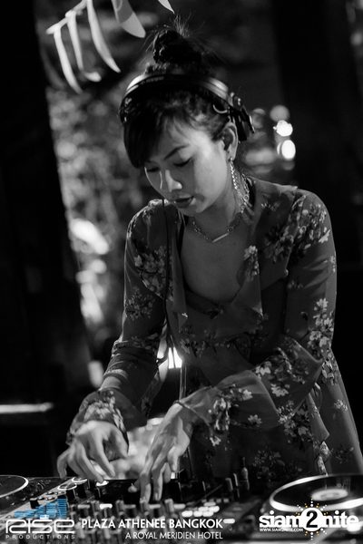 H20 Open Air Pool Party at Plaza Athenee Bangkok — photo 110