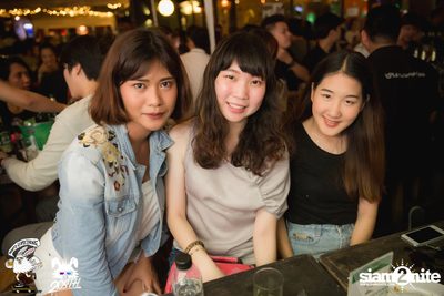 Musketeers at 20Something Bar — photo 45