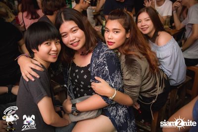 Musketeers at 20Something Bar — photo 58