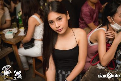 Musketeers at 20Something Bar — photo 61