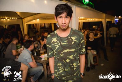 Musketeers at 20Something Bar — photo 78