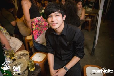 Musketeers at 20Something Bar — photo 99