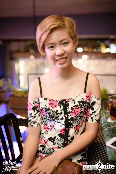 Atom Live at Wine Republic — photo 15