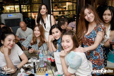 Atom Live at Wine Republic — photo 49