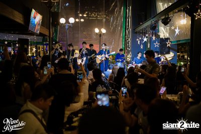 Atom Live at Wine Republic — photo 77