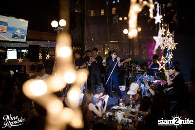 Atom Live at Wine Republic — photo 78