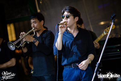 Atom Live at Wine Republic — photo 80