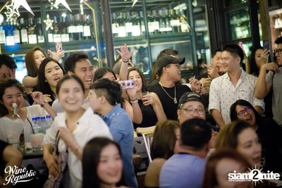 Atom Live at Wine Republic — photo 83