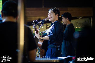 Atom Live at Wine Republic — photo 90
