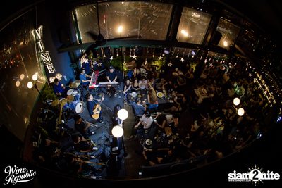 Atom Live at Wine Republic — photo 123