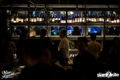 Atom Live at Wine Republic — photo 131