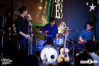 Atom Live at Wine Republic — photo 137