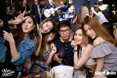 Atom Live at Wine Republic — photo 143
