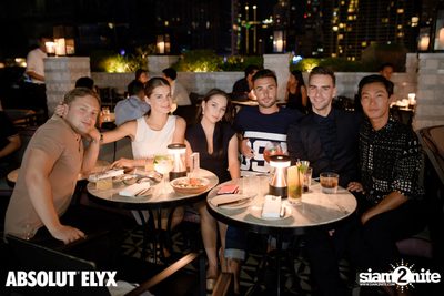 Fashion & Flirt at VOGUE Lounge — photo 6