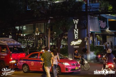 Friday Night at Wine Republic Thonglor — photo 1