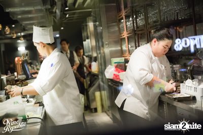 Friday Night at Wine Republic Thonglor — photo 61