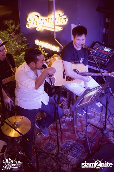 Friday Night at Wine Republic Thonglor — photo 75