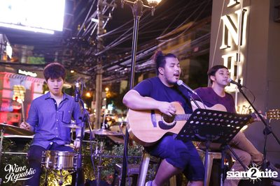 Friday Night at Wine Republic Thonglor — photo 13