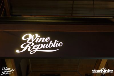 Friday Night at Wine Republic Thonglor — photo 16