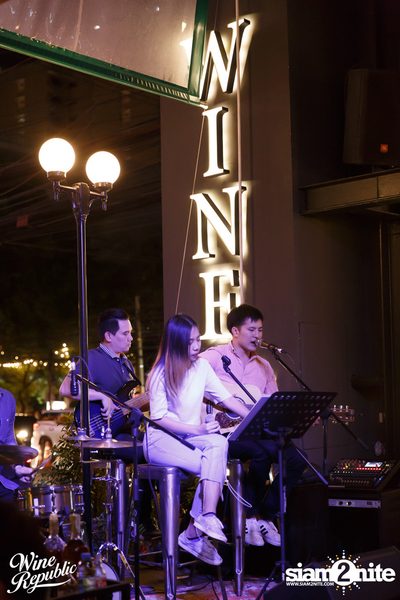 Friday Night at Wine Republic Thonglor — photo 25