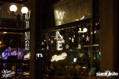 Friday Night at Wine Republic Thonglor — photo 30