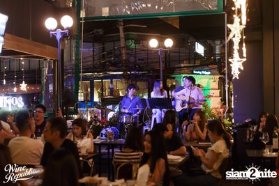 Friday Night at Wine Republic Thonglor — photo 35