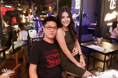 Friday Night at Wine Republic Thonglor — photo 42