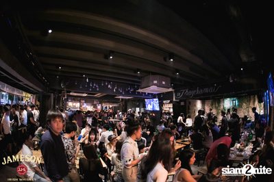 คืนวันศุกร์ ที่ร้าน เท เอกมัย — photo 3
