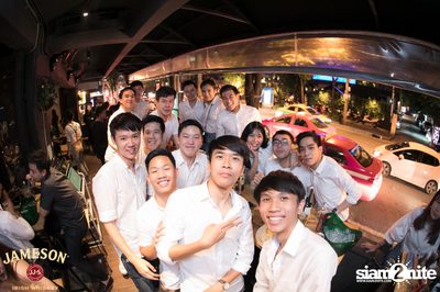 คืนวันศุกร์ ที่ร้าน เท เอกมัย — photo 13