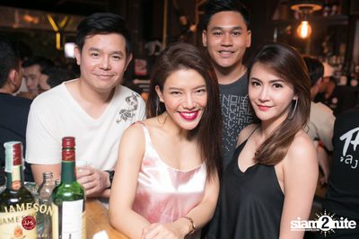 คืนวันศุกร์ ที่ร้าน เท เอกมัย — photo 15