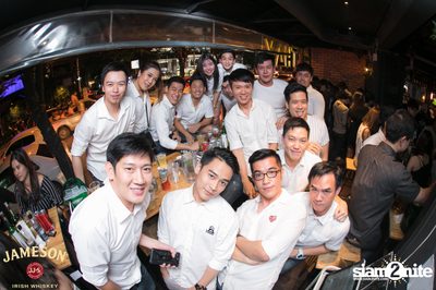 คืนวันศุกร์ ที่ร้าน เท เอกมัย — photo 29