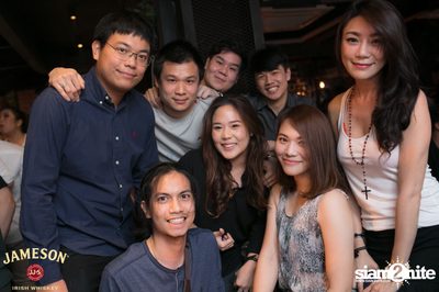 คืนวันศุกร์ ที่ร้าน เท เอกมัย — photo 71