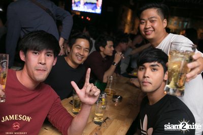 คืนวันศุกร์ ที่ร้าน เท เอกมัย — photo 72