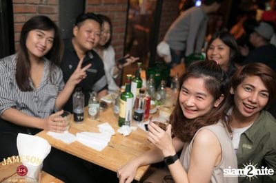 คืนวันศุกร์ ที่ร้าน เท เอกมัย — photo 85