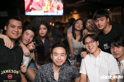 คืนวันศุกร์ ที่ร้าน เท เอกมัย — photo 90