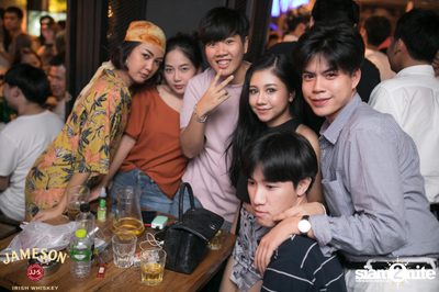 คืนวันศุกร์ ที่ร้าน เท เอกมัย — photo 92