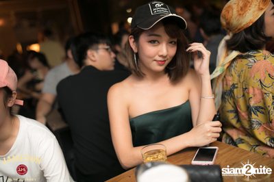 คืนวันศุกร์ ที่ร้าน เท เอกมัย — photo 95