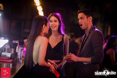 Flash Friday ที่ เซ ลา วี — photo 19