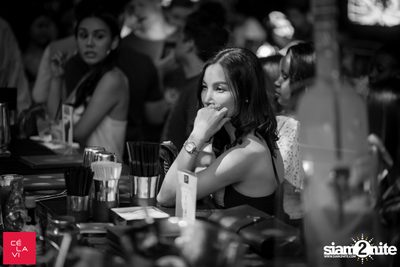 Flash Friday ที่ เซ ลา วี — photo 34