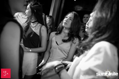 Flash Friday ที่ เซ ลา วี — photo 52