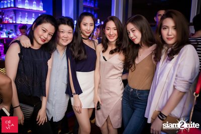 Flash Friday ที่ เซ ลา วี — photo 53