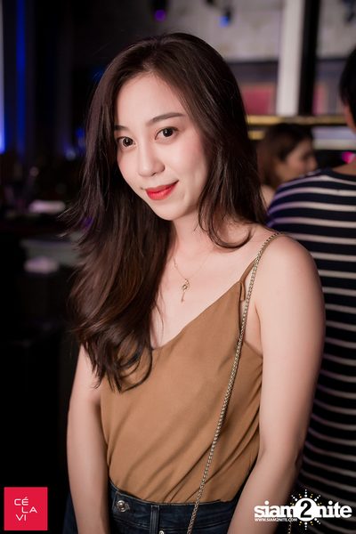 Flash Friday ที่ เซ ลา วี — photo 56
